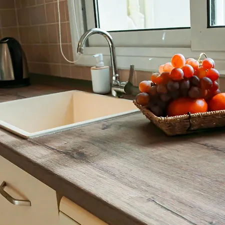 Fantastic 4 Cyprus First Line Beachfront Appartamento Boghaz