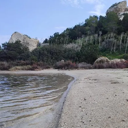 Appartamento Fantastic 4 Cyprus First Line Beachfront