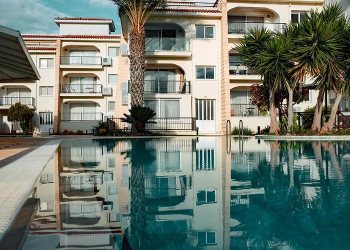 Fantastic 4 Cyprus First Line Beachfront * Boghaz