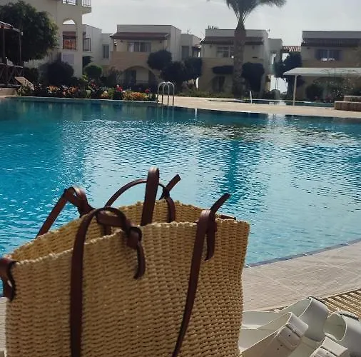 Fantastic 4 Cyprus First Line Beachfront Boghaz