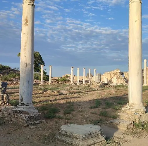 Fantastic 4 Cyprus First Line Beachfront Apartment *